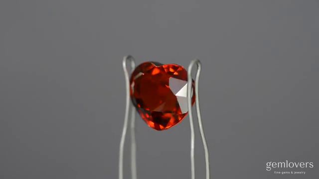 спессартин из Мозамбика смотреть онлайн