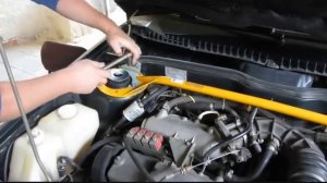 Установка газовых упоров (опор) капота на Самару, ставим газовые упоры капота на ВАЗ 2115