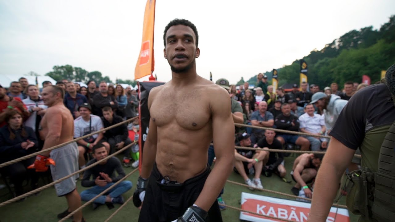 АФРИКАНСКАЯ МАШИНА против ЦСКА !! Крутой Бой !! смотреть онлайн