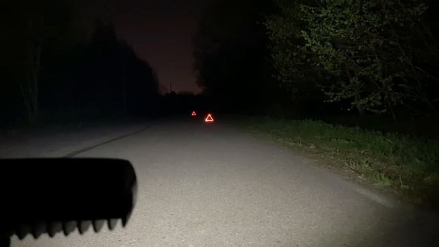 LED Фара 18 ватт ближний свет узкая - смотрим на дороге смотреть онлайн