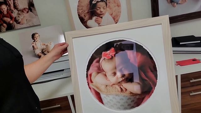 Framed Fine Art Masterpiece - round torn edge смотреть онлайн