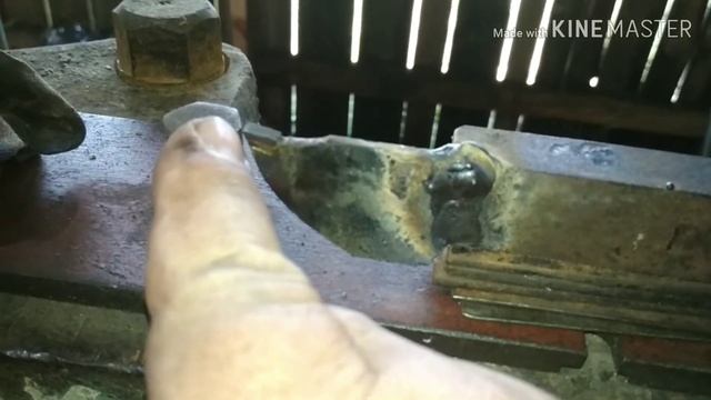 Отрезной резец по"колхозному", из циркулярной пилы. смотреть онлайн