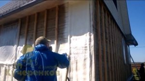 Чем утеплить щитовой домик перед обшивкой сайдингом