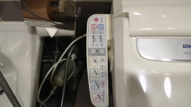 Riviera Hotel Room Tour And Review - Deira Dubai U.A.E. | Hotel Accommodations