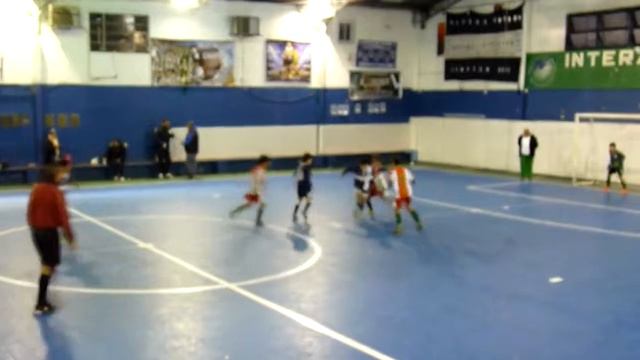 FAFI Zona E Cat.2005 - Alvear (3) vs Camioneros (2) - Apertura 2016 смотреть онлайн