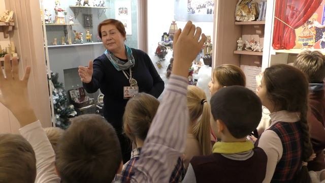 Экскурсия в музее русской игрушки в Измайловском Кремле. Экскурсионная программа РЕМЕСЛЕННАЯ СЛОБОД смотреть онлайн