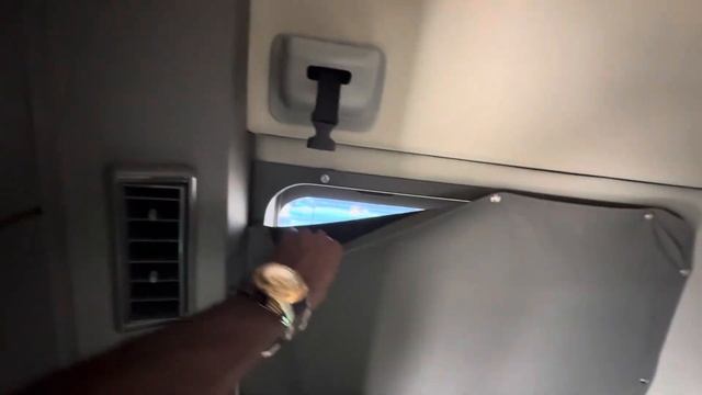 VOLVO | CAMIONS AMÉRICAINS | VISITE GUIDÉE | PETIVOYAGER #usa #truck #primeinc смотреть онлайн