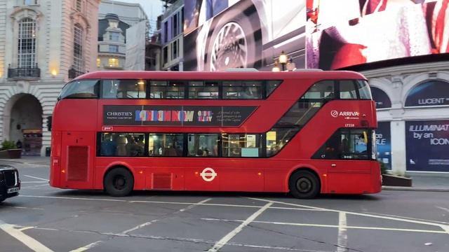 Double-decker buses in LONDON, UK | June 2022 смотреть онлайн