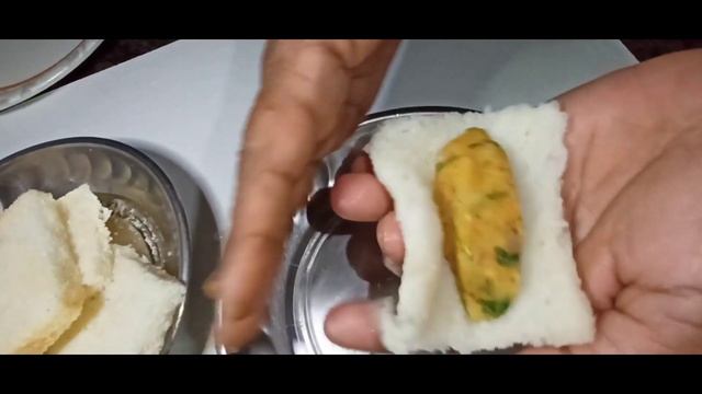 ಸೂಪರಾಗಿರುವ ಬ್ರೆಡ್ ರೋಲ್ | Bread roll recipe | Crispy bread roll recipe in kannada смотреть онлайн