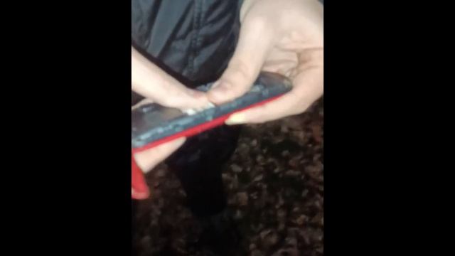 история краш теста кнопочного телефона. смотреть онлайн