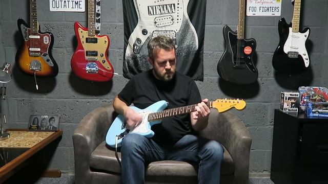 Fender Jag-Stang Review Kurt Cobain Nirvana смотреть онлайн