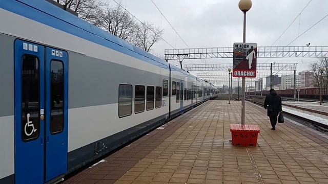 Встреча электропоездов ЭПр и ЭПм на станции Минск-Северный смотреть онлайн