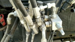 Подключение распределителя погрузчика Metal Fach 219/2 на МТЗ 82.1