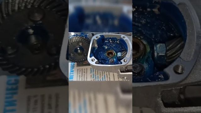 Болгарка аккумуляторная бесщеточная DeMak 21В, УШМ 125 мм, плавный пуск с регулировкой. смотреть онлайн