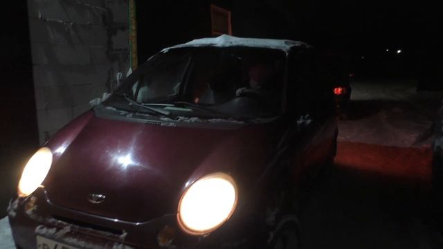 Чуть-чуть о стройке. Прождал ее весь вечер!