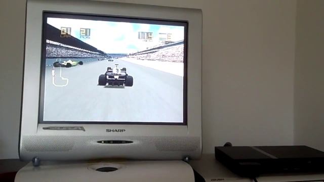 Jumping the start in a F1 Race in The Formula One 2000 Game on the Playstation смотреть онлайн