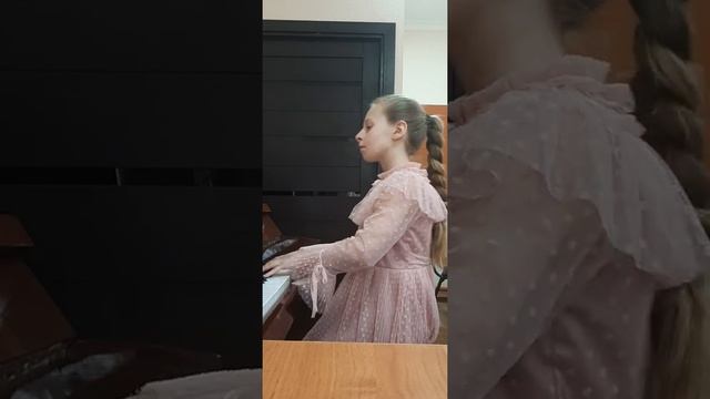 Биганова Аделина , 9 лет. А.Гречанинов ,,Мазурка" смотреть онлайн