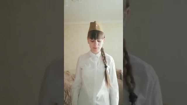 Камардина Ангелина читает стихотворение Пусть будет мир! Масловой Ольги смотреть онлайн