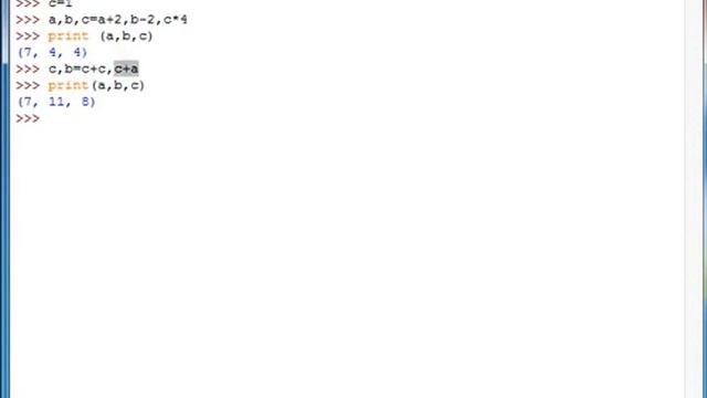 Simple explanation for different way of variable initialization in Python смотреть онлайн