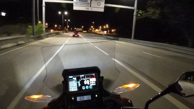 Acceleration to 207km/h ?️ Honda NT1100 ?️ 4K UltraHD смотреть онлайн