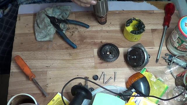 Ремонт УШМ своими руками. ПОДРОБНО о замене конической пары.