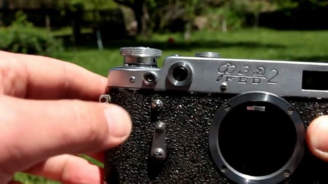 The Fed 2 Rangefinder, a Soviet-era Leica clone, tuturial and overview смотреть онлайн