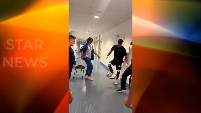 ЭКСКЛЮЗИВНОЕ ВИДЕО! Играет в футбол перед шоу -Роман Костомаров показал как смотреть онлайн