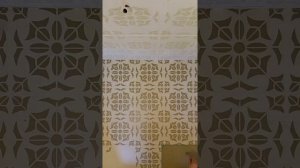 Как покрасить плитку в ванной на полу