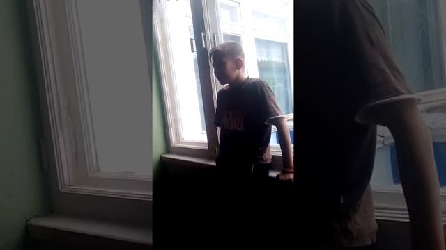 Малый сжёт смотреть онлайн