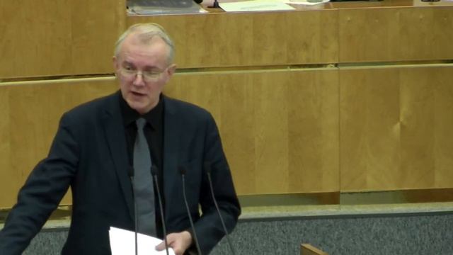 Депутат Шеин: Снижение уровня жизни россиян это реализация стратегии правительства! смотреть онлайн
