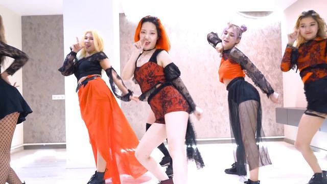 EVERGLOW - Bon Bon Chocolat | ''Love iz'' - Dance Perfomance Cover | FAM ENTERTAINMENT смотреть онлайн