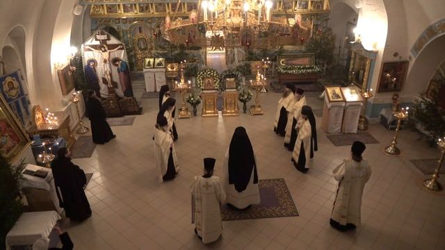 Полиелей на праздник преподобного Корнилия Крыпецкого 9 января 2023 г. смотреть онлайн