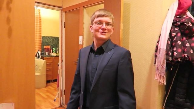 Купили костюм! | Мужской костюм в Большевичке смотреть онлайн