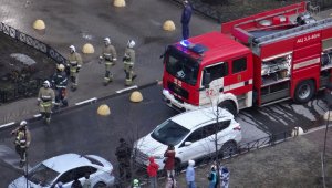 Пожар на балконе во дворе многоквартирного дома в Санкт-Петербурге потушили за 5 минут.
