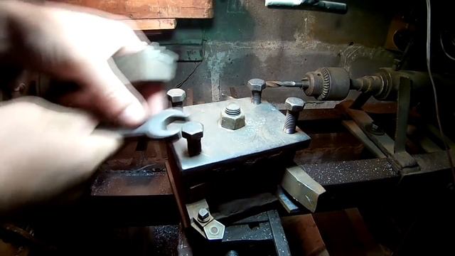 Точим самодельные ПРОСТАВКИ ВАЗ на самодельном токарном станке смотреть онлайн