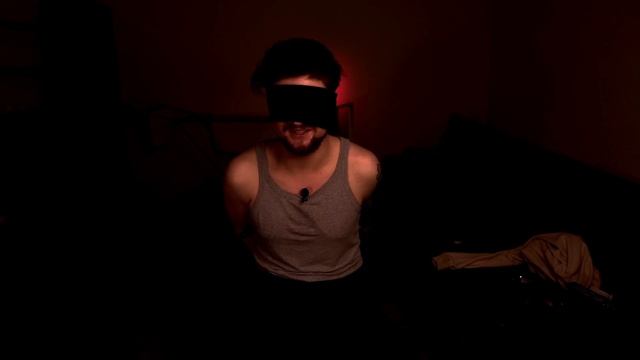 ПАРФЮМЕРНАЯ КАМЕРА ПЫТОК! УГАДЫВАЮ ПАРФЮМ ПО ЗАПАХУ! смотреть онлайн