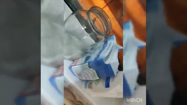 Замочили на ночь кухонные тряпки и полотенце пятновыводителем от Фаберлик смотреть онлайн
