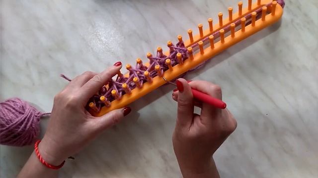 #diy #вязаниедляначинающих Вязание на луме для начинающих. Способ 7 смотреть онлайн