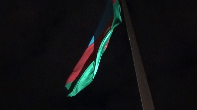 Баку Вечерняя прогулка 4.mpg