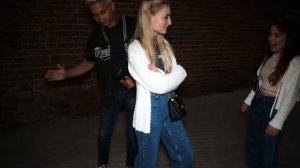 ГЛОТАЙТЕ ИЛИ СПЛЁВЫВАЙТЕ?