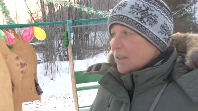Карусель, горка и гигантские шаги смотреть онлайн