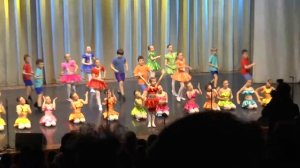 Хулахуп. Детский танец. Автор Геннадий Ветров.