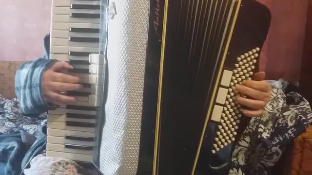 Я тобою одной совершенно больной смотреть онлайн