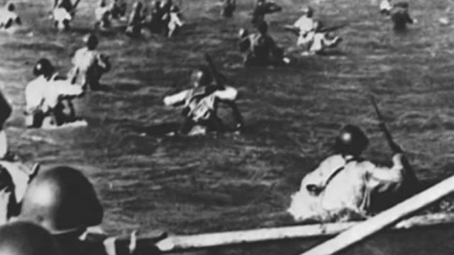 Булат Окуджава - Песенка о пехоте. Bulat Okudgava. К Дню Победы смотреть онлайн