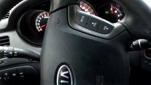 Резиновый звук при повороте руля