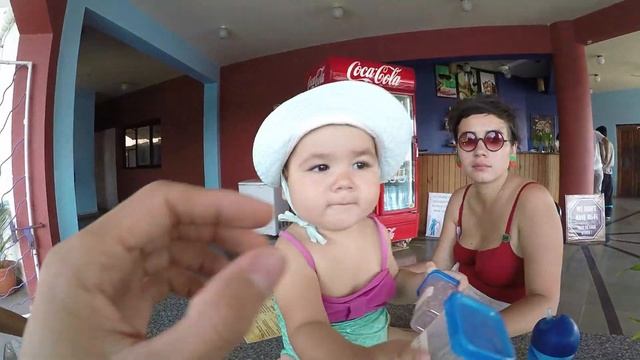ОБЗОР АКВАПАРКА SPLASH DOWN В СЕВЕРНОМ ГОА, АНЖУНА, ИНДИЯ. ДЕНЬ РОЖДЕНИЯ ЕВЫ. смотреть онлайн