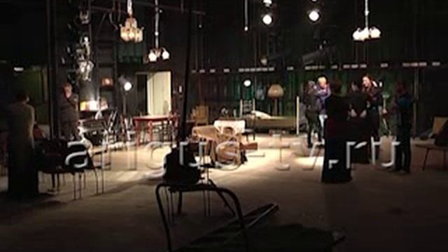 «Бесконечный апрель» в начале сентября Очередная премьера спектакля «Артэрии» в Улан Удэ 31 08 12 смотреть онлайн