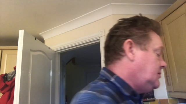 How I Take Pills Without Gagging смотреть онлайн