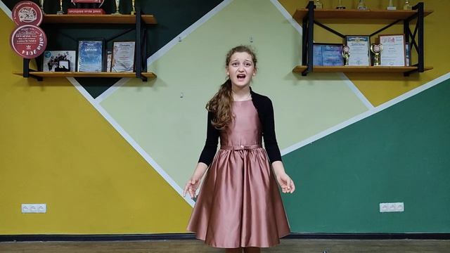 Мурза Александра - «Баллада о пианисте» (Евгений Евтушенко) смотреть онлайн