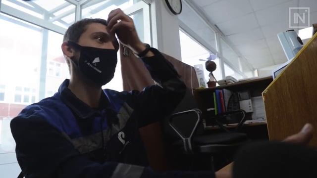 В школах Екатеринбурга температуру детям измеряют с помощью камер смотреть онлайн